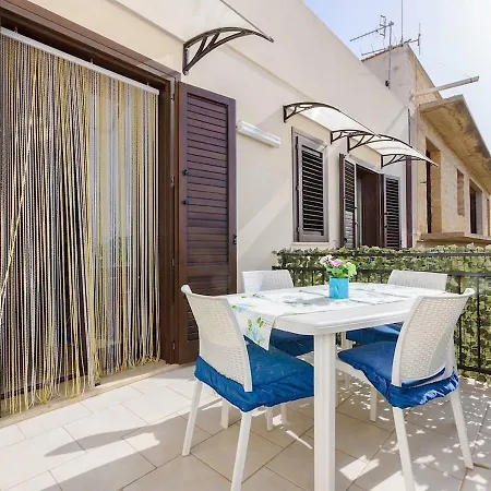 Apartment Serenella *